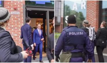 Polémica: detuvieron a un periodista en Finlandia por preguntarle al presidente sobre las armas a Israel