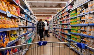 Las ventas en comercios minoristas cayeron 4,2% en septiembre y el consumo no levanta