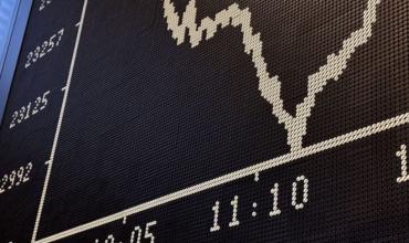 El dato de la confianza del consumidor pudo más que las encuestas y cambió el humor del mercado
